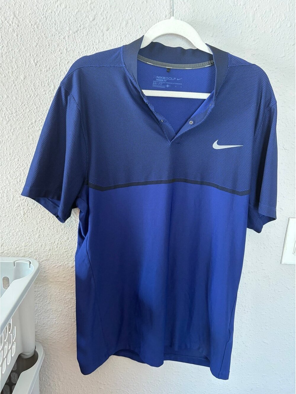 Men's Nike Golf Dri-Fit Modern Fit Deep Blue Shirt size L